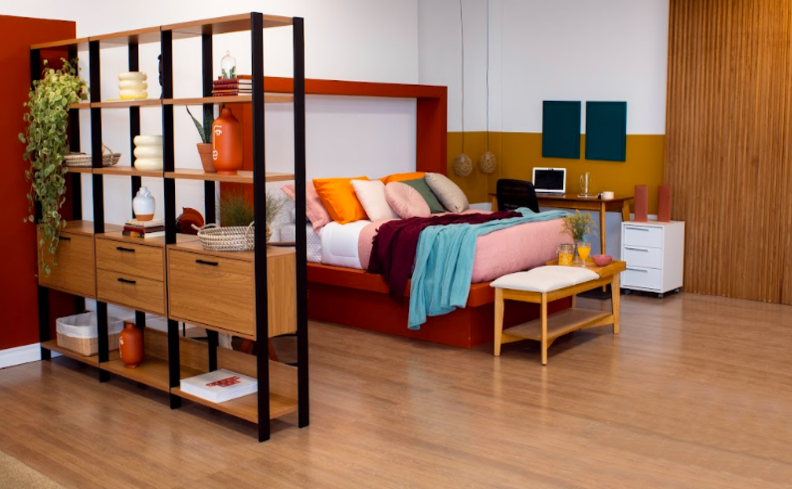 plantas para quarto para colocar em uma estante e ajudar a melhorar a qualidade do sono, além de deixar o quarto mais bonito e decorado